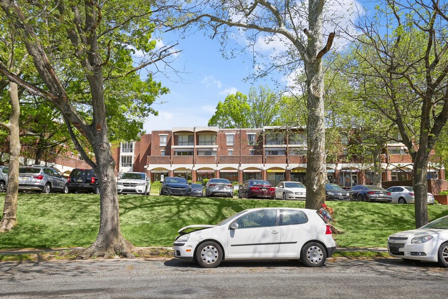 More Photos Of 3901 Conshohocken Ave, Philadelphia Apartments For Lease