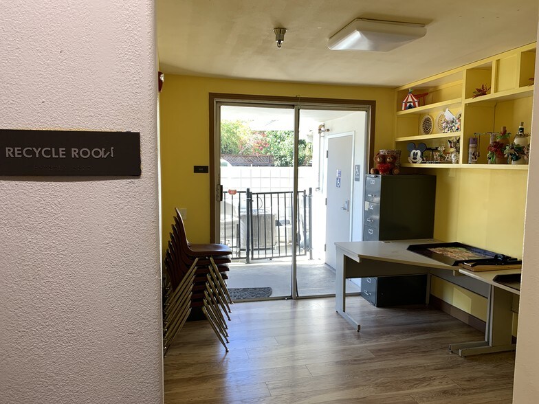 More Photos Of 303 N 15th St, San Jose Medical For Sale