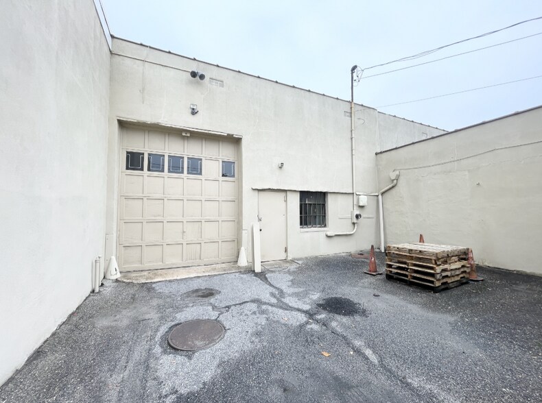 More Photos Of 765 Fulton St, Farmingdale Warehouse For Sale