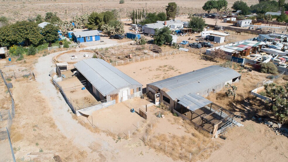 More Photos Of 43254 52nd St W, Lancaster Apartments For Sale