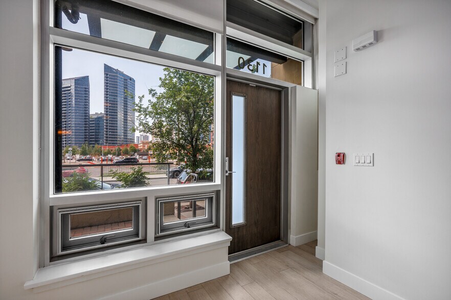 More Photos Of 1130 3 St SE, Calgary Flex For Sale
