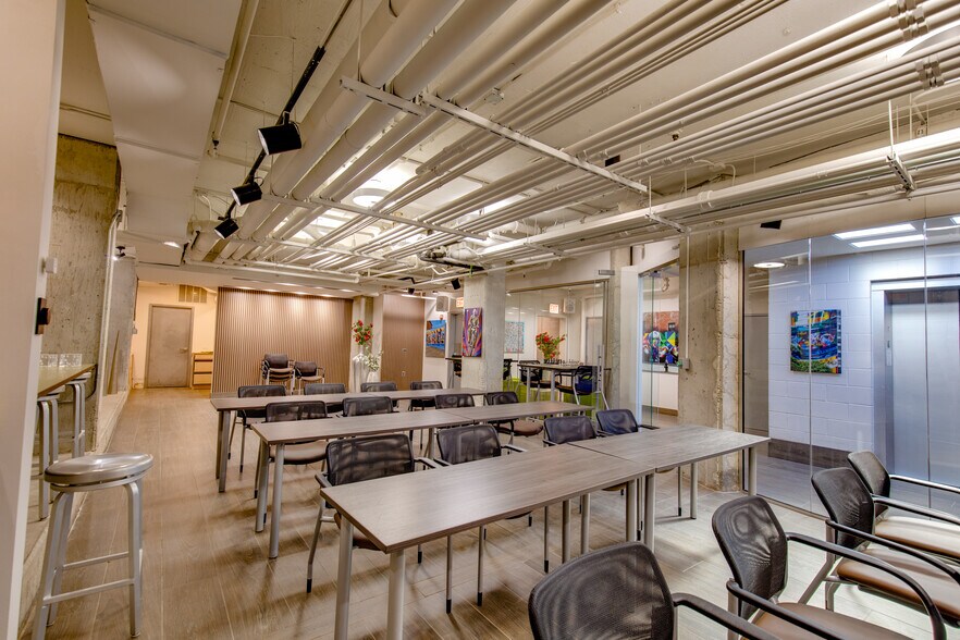 More Photos Of 116 W Hubbard St, Chicago Office For Lease