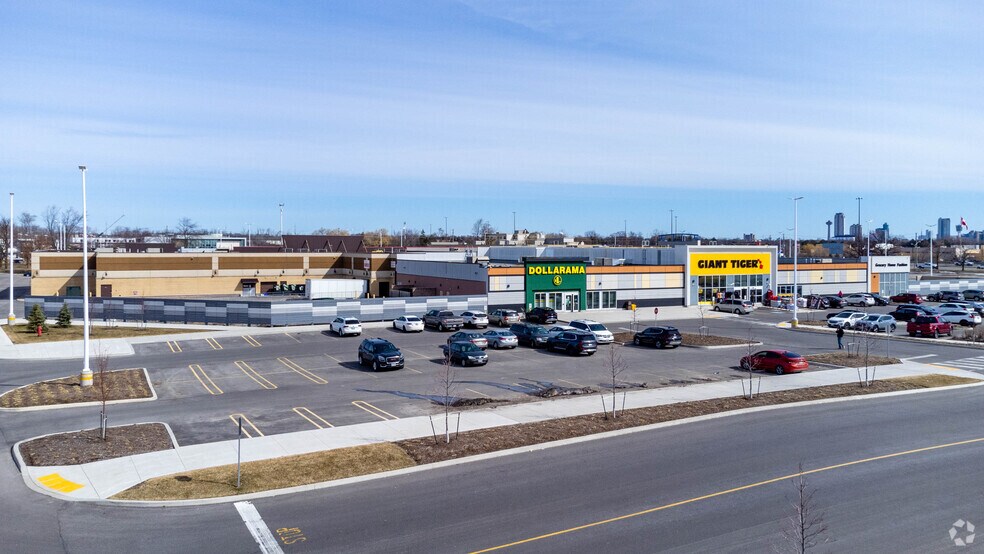 More Photos Of 7555 Montrose Rd, Niagara Falls Unknown For Lease