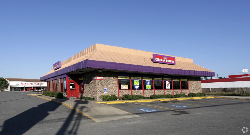 More Photos Of 6-18 Uvalde Rd, Houston Unknown For Lease