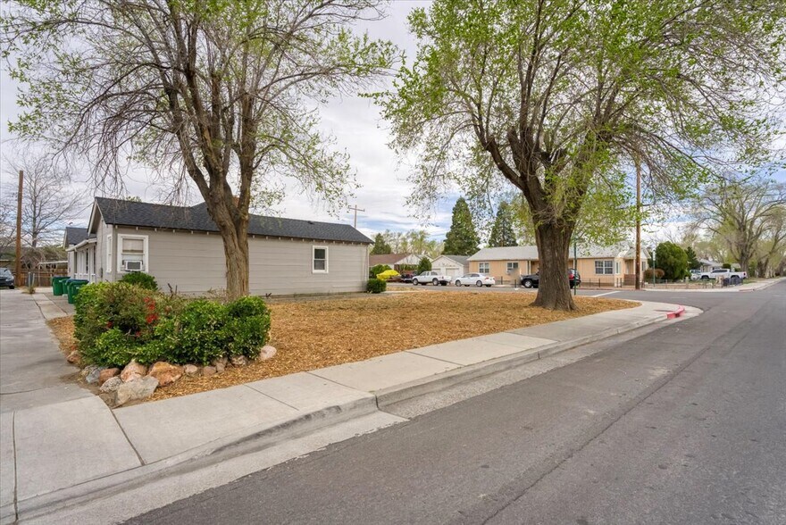 More Photos Of 601 Grand Canyon Blvd, Reno Apartments For Sale