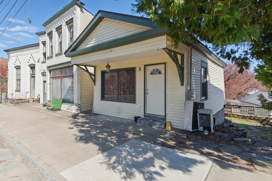 More Photos Of 1880 House Bed & Breakfast, Pulaski Hotel For Sale