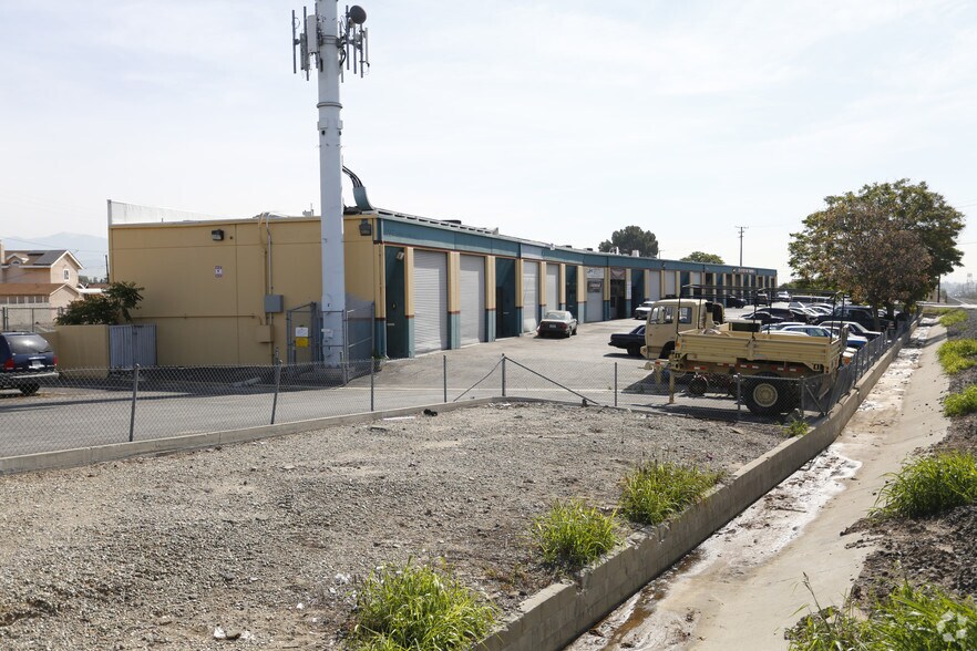 More Photos Of 9237 Lower Azusa Rd, Temple City Warehouse For Lease