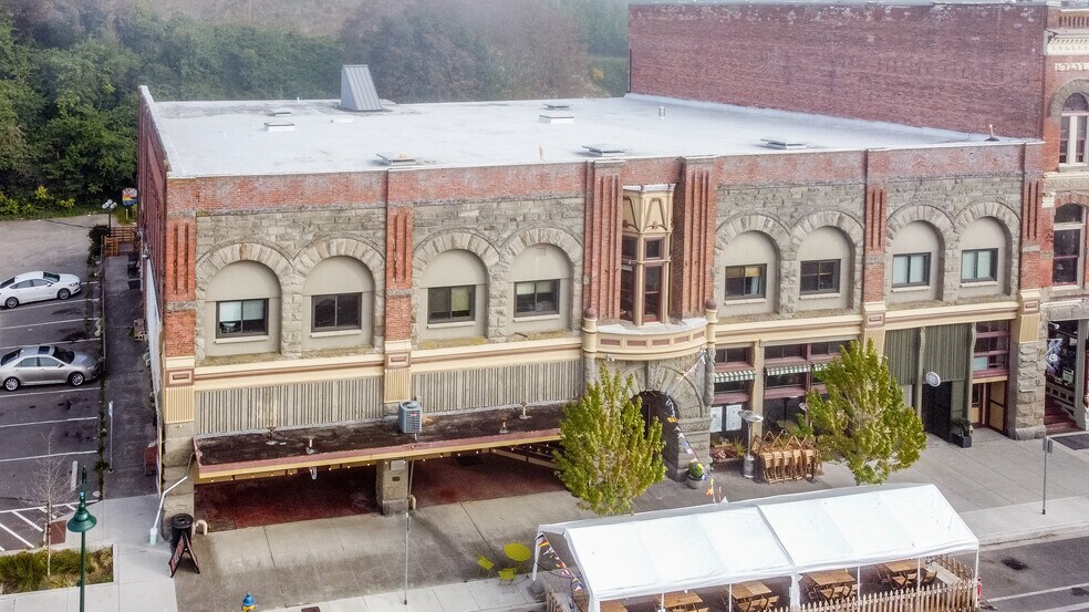 More Photos Of 1042 Water, Port Townsend Storefront Retail Office For Lease