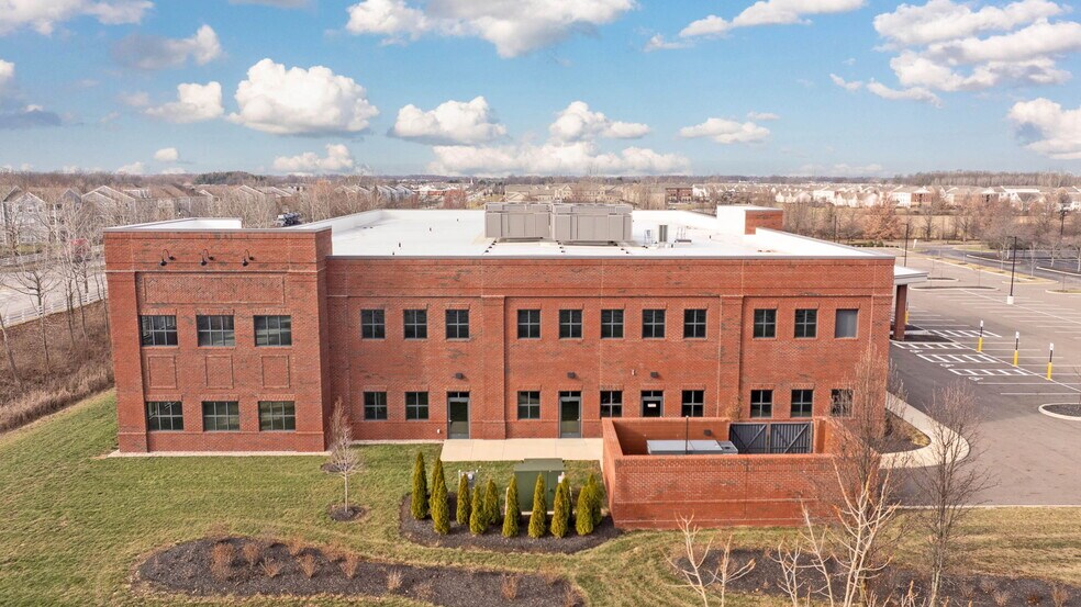 More Photos Of 6455 W Campus Oval, New Albany Medical For Lease