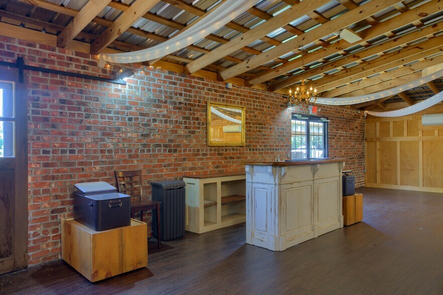 More Photos Of 6266 Richlands Hwy, Richlands Specialty For Sale