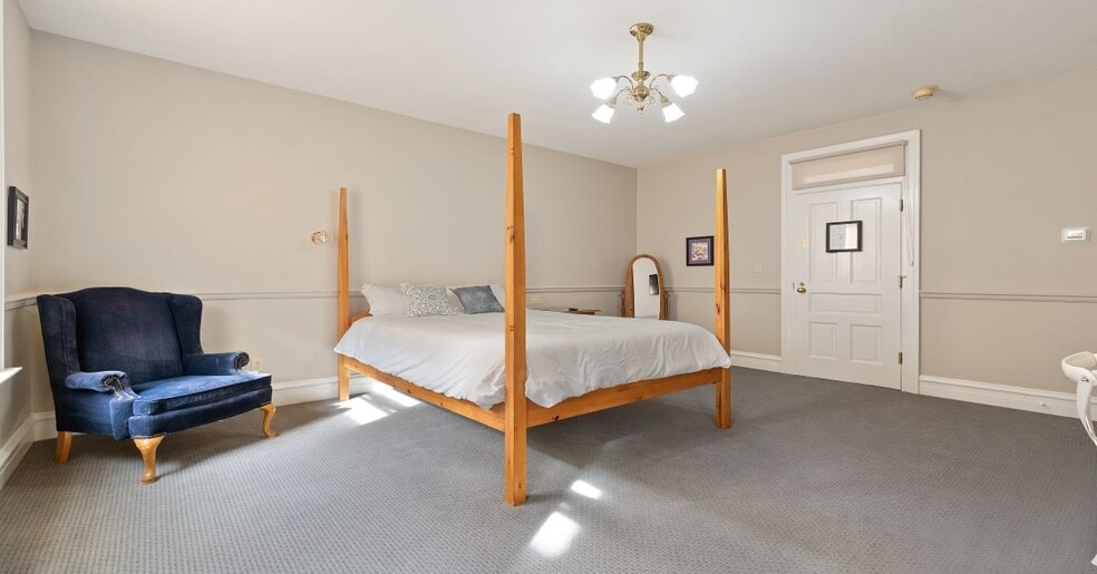 More Photos Of 45 N Main St, Mayville Hotel For Sale