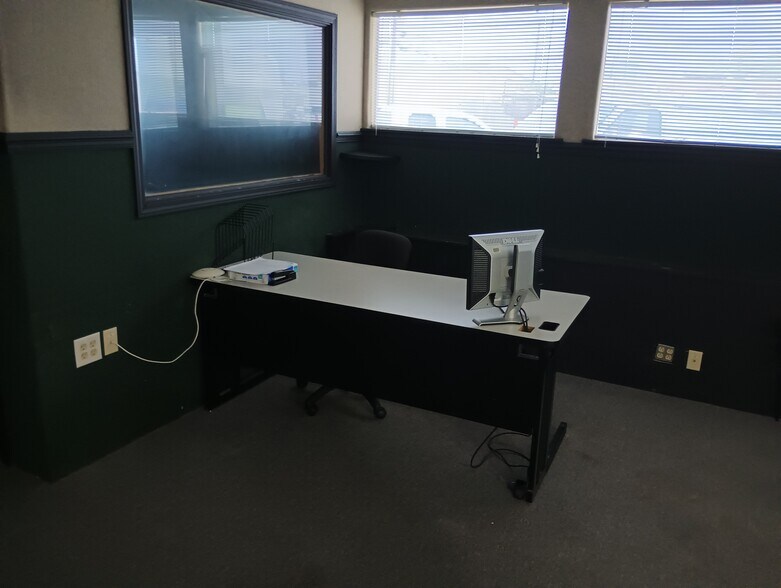 More Photos Of 7707 Waco Ave, Baton Rouge Coworking Space