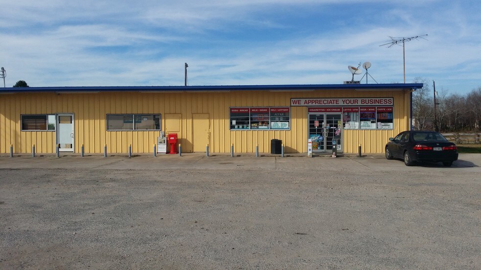 More Photos Of 9302 FM 2004 Rd, Santa Fe Convenience Store For Lease