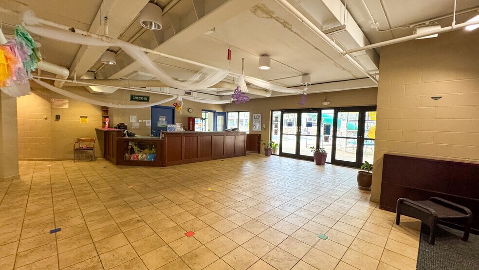 More Photos Of 5133 Darrow Rd, Hudson Health Club For Sale