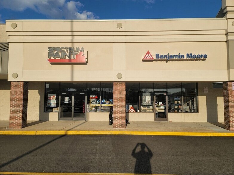 More Photos Of 701 N Battlefield Blvd, Chesapeake Unknown For Lease