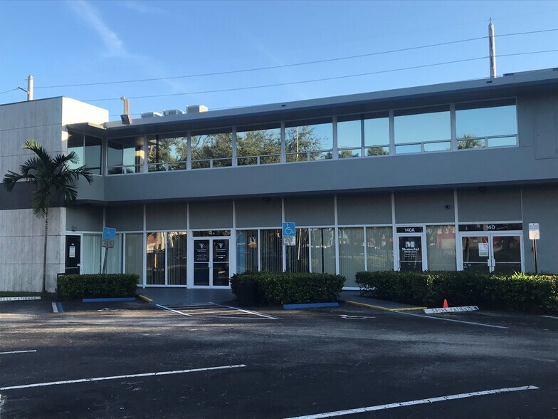 More Photos Of 140 S Federal Hwy, Dania Medical For Lease