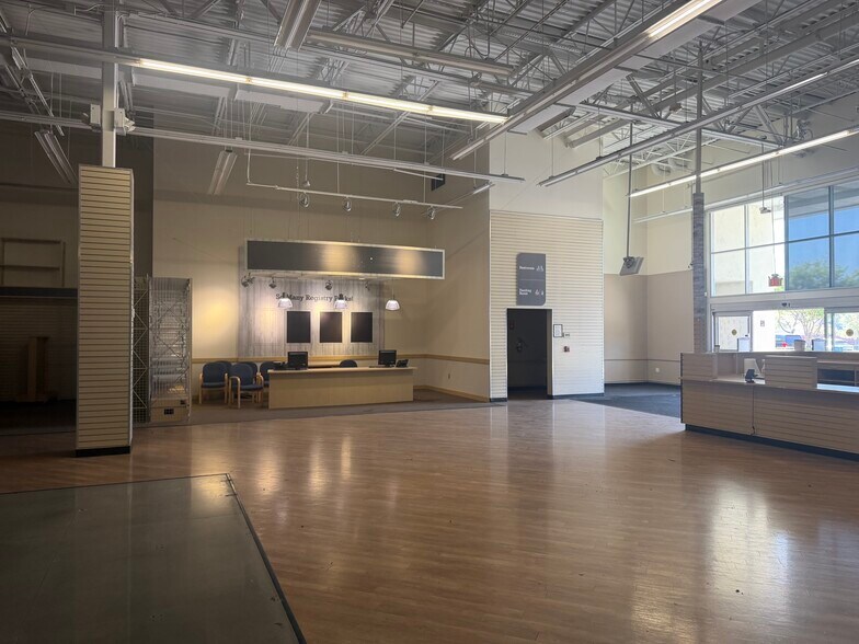 More Photos Of 22999 Savi Ranch Pky, Yorba Linda Department Store For Sale