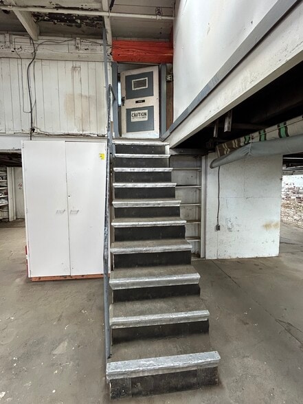 More Photos Of 3521 F St, Philadelphia Warehouse For Lease