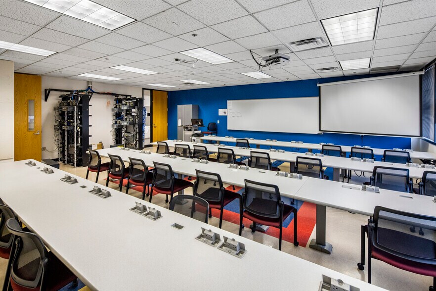 More Photos Of 2149 W Dunlap Ave, Phoenix Schools For Sale