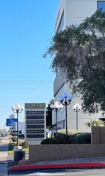 More Photos Of 2633 E Indian School Rd, Phoenix Office For Sale