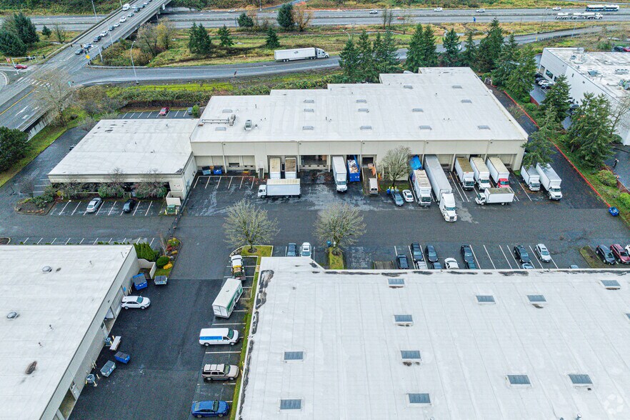 More Photos Of 8725-8747 S 212th St, Kent Unknown For Lease