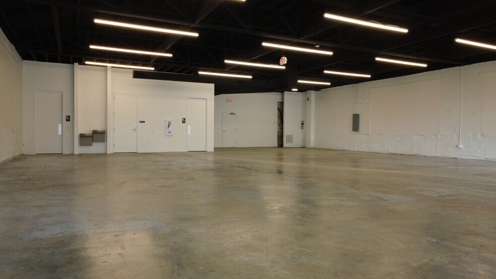 More Photos Of 2515 Nolensville Pike, Nashville Storefront For Sale