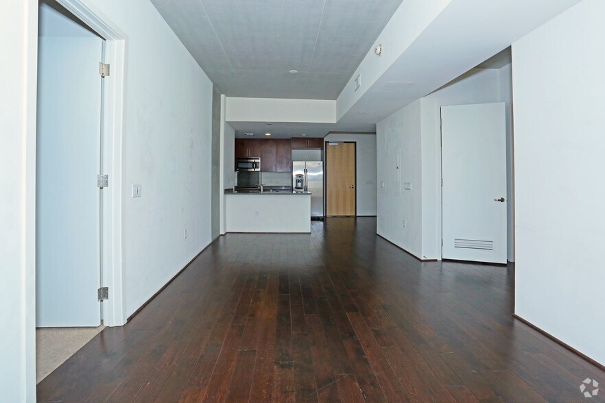 More Photos Of 353 E Bonneville Ave, Las Vegas Apartments For Lease