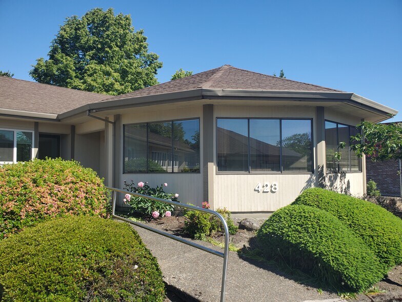 More Photos Of 428 Villa Rd, Newberg Medical For Lease