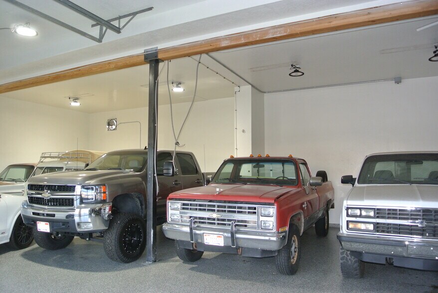 More Photos Of 108 E Hanley Ave, Coeur d'Alene General Retail For Sale