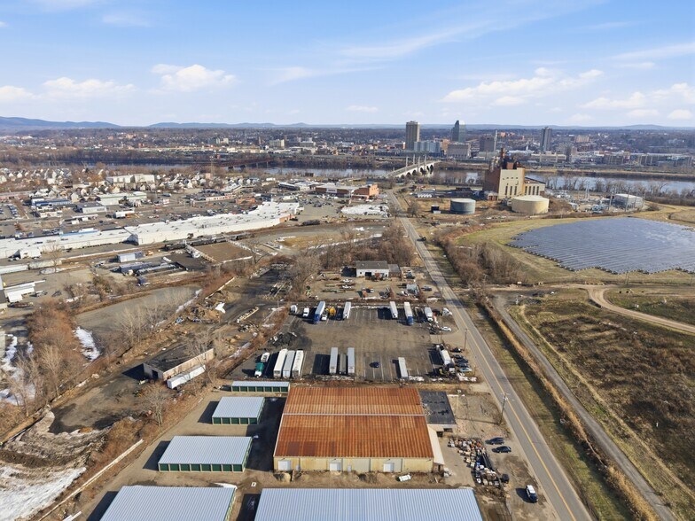 More Photos Of 186 Agawam Ave, West Springfield Land For Lease