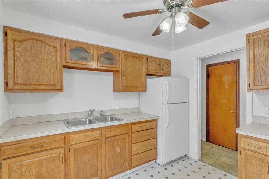 More Photos Of 70 McKinley Pkwy, Buffalo Multifamily For Sale