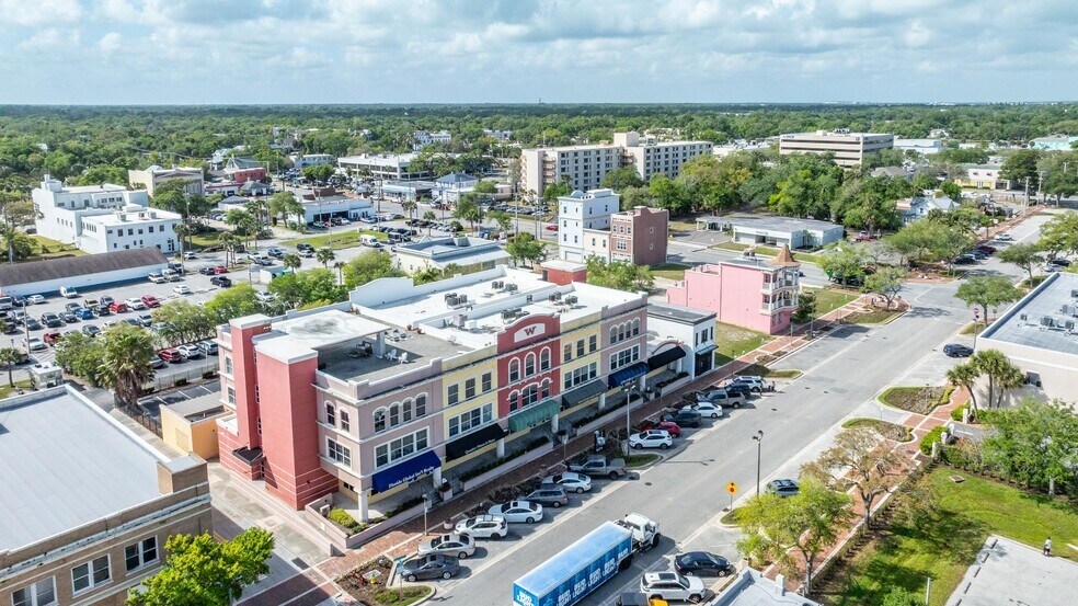 More Photos Of 111 Magnolia Ave, Daytona Beach Office For Sale