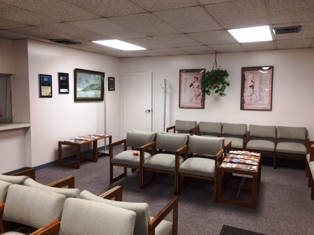 More Photos Of 1900 E Northern Pky, Baltimore Medical For Lease