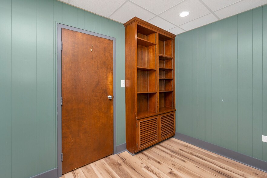 More Photos Of 1305 13th St, Waynesboro Medical For Sale