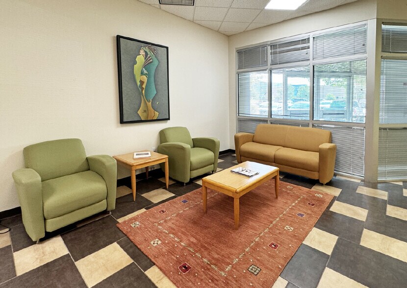 More Photos Of 10421 Research Rd SE, Albuquerque Industrial For Lease