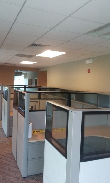 More Photos Of 804 W Diamond Ave, Gaithersburg Unknown For Lease