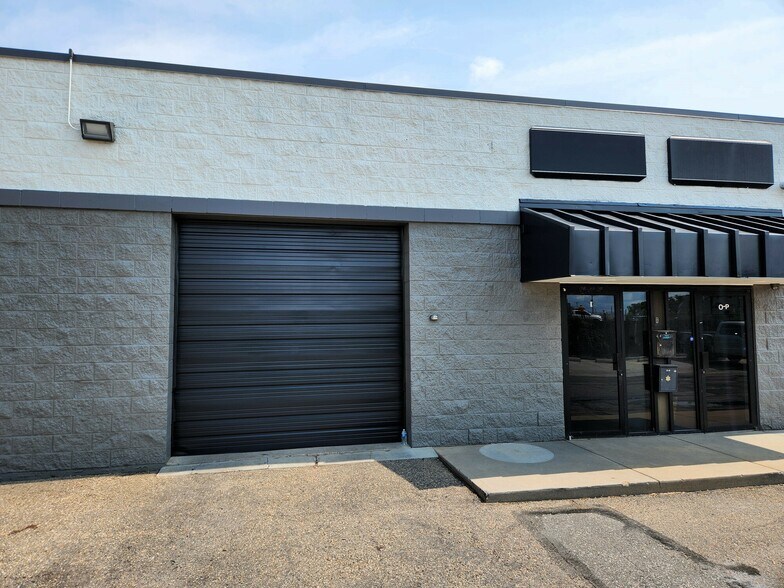 More Photos Of 6401 Broadway, Denver Warehouse For Lease