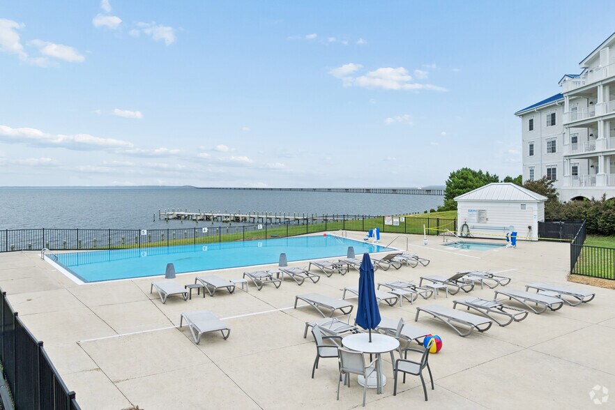 More Photos Of 231 Waterside Dr, Roper Apartments For Sale