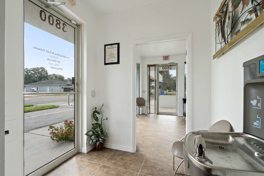 More Photos Of 3800 26th St W, Bradenton Medical For Sale