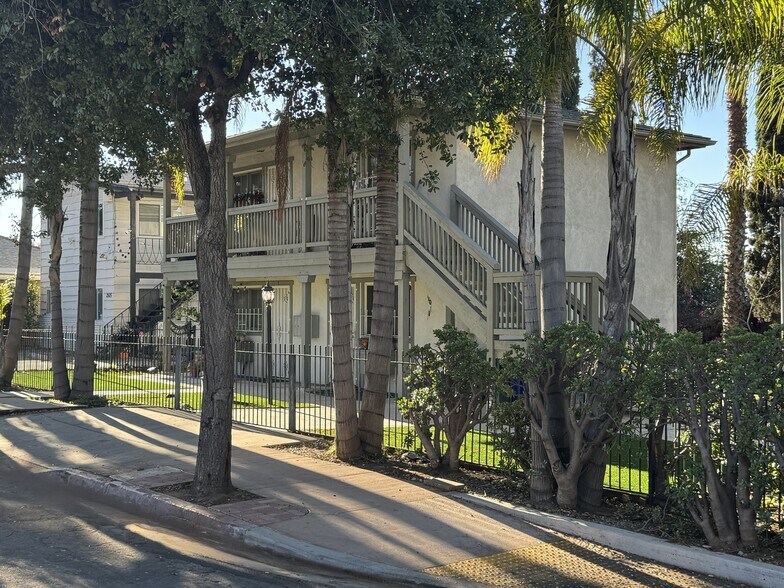 More Photos Of 2525 Jefferson St, San Diego Apartments For Sale