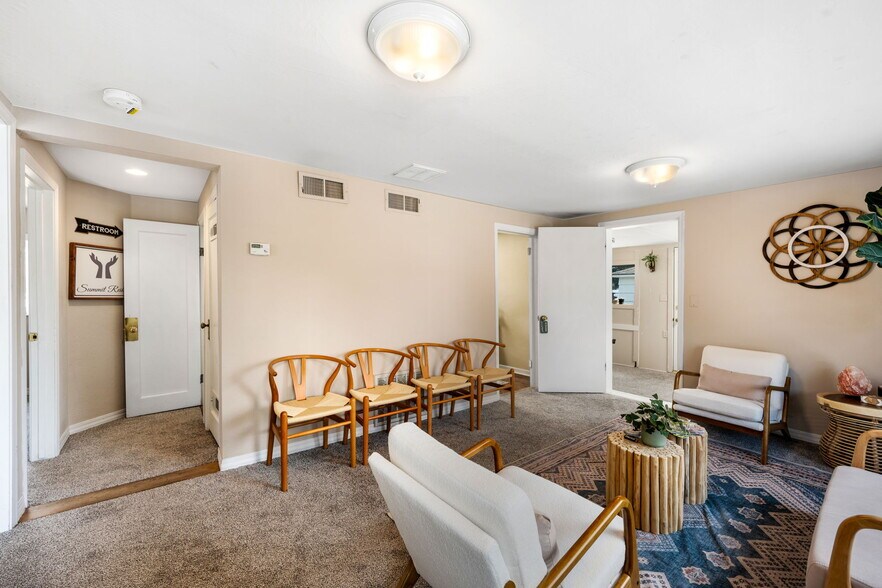 More Photos Of 1048 N 3rd St, Coeur d'Alene Office For Sale