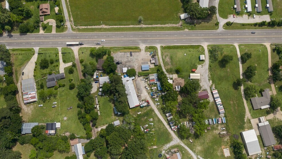 More Photos Of 3378 Highway 103 W, Lufkin Flex For Sale
