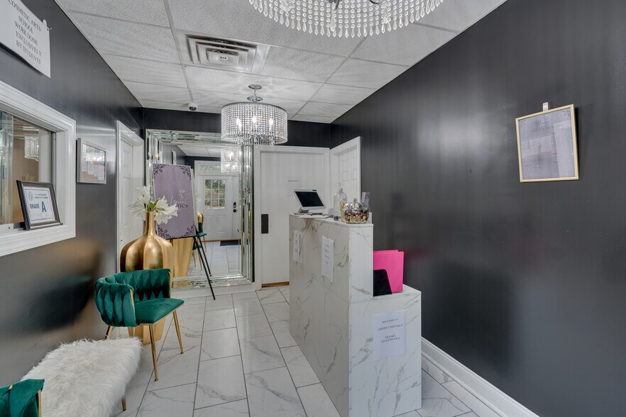 More Photos Of 131 Wind Chime Ct, Raleigh Office For Lease