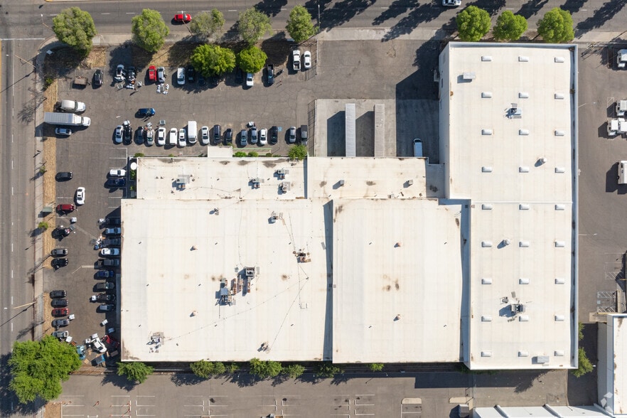 More Photos Of 1931 G St, Fresno Warehouse For Lease