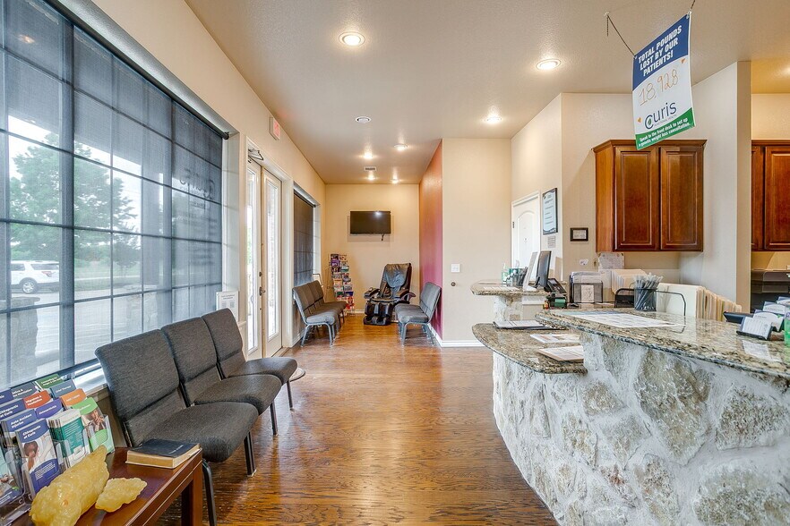 More Photos Of 1318 John Jones Dr, Burleson Office For Sale