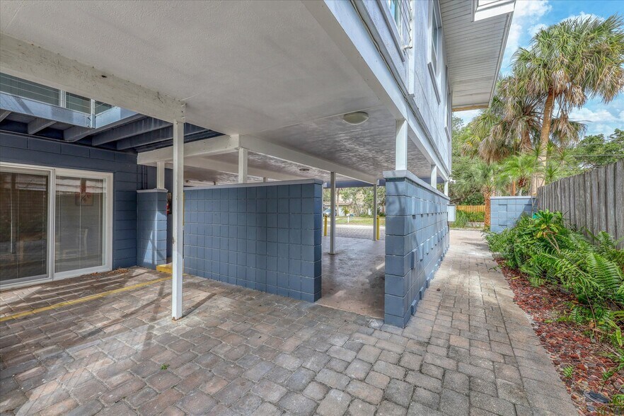 More Photos Of 1236 13th St, Sarasota Apartments For Sale