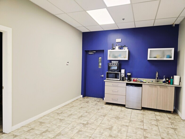 More Photos Of 3912 82nd Ave, Leduc Warehouse For Sale