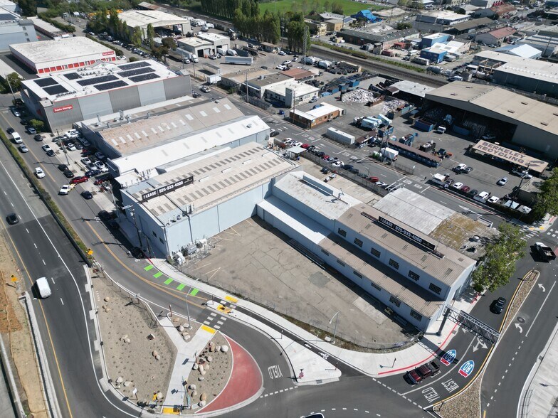 More Photos Of 641 Gilman St, Berkeley Warehouse For Lease