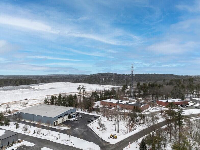 More Photos Of 72 Progress Ave, Tyngsborough Warehouse For Lease
