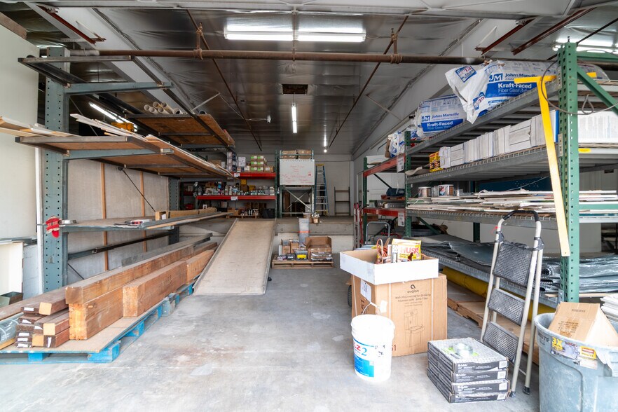 More Photos Of 11800 Vose St, North Hollywood Warehouse For Lease